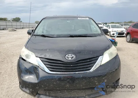 2011 Toyota Sienna Le from USA, damaged, VIN 5TDKK3DC8BS042800